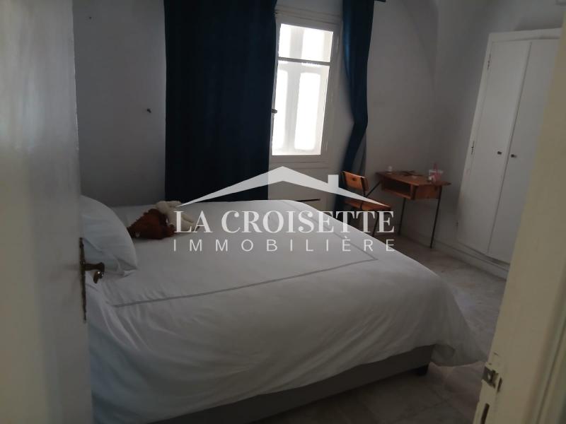 Villa S+4 avec piscine et jardin à La Marsa